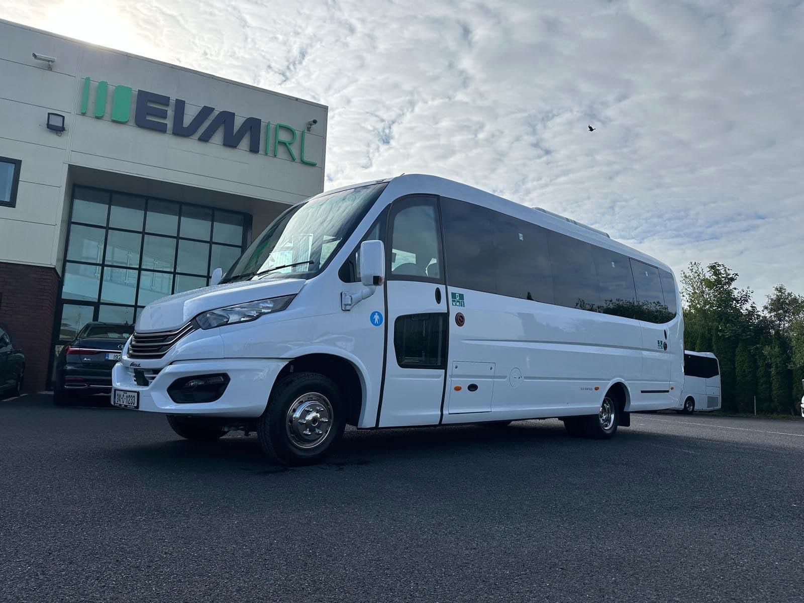 Derry City Mini Bus Hire